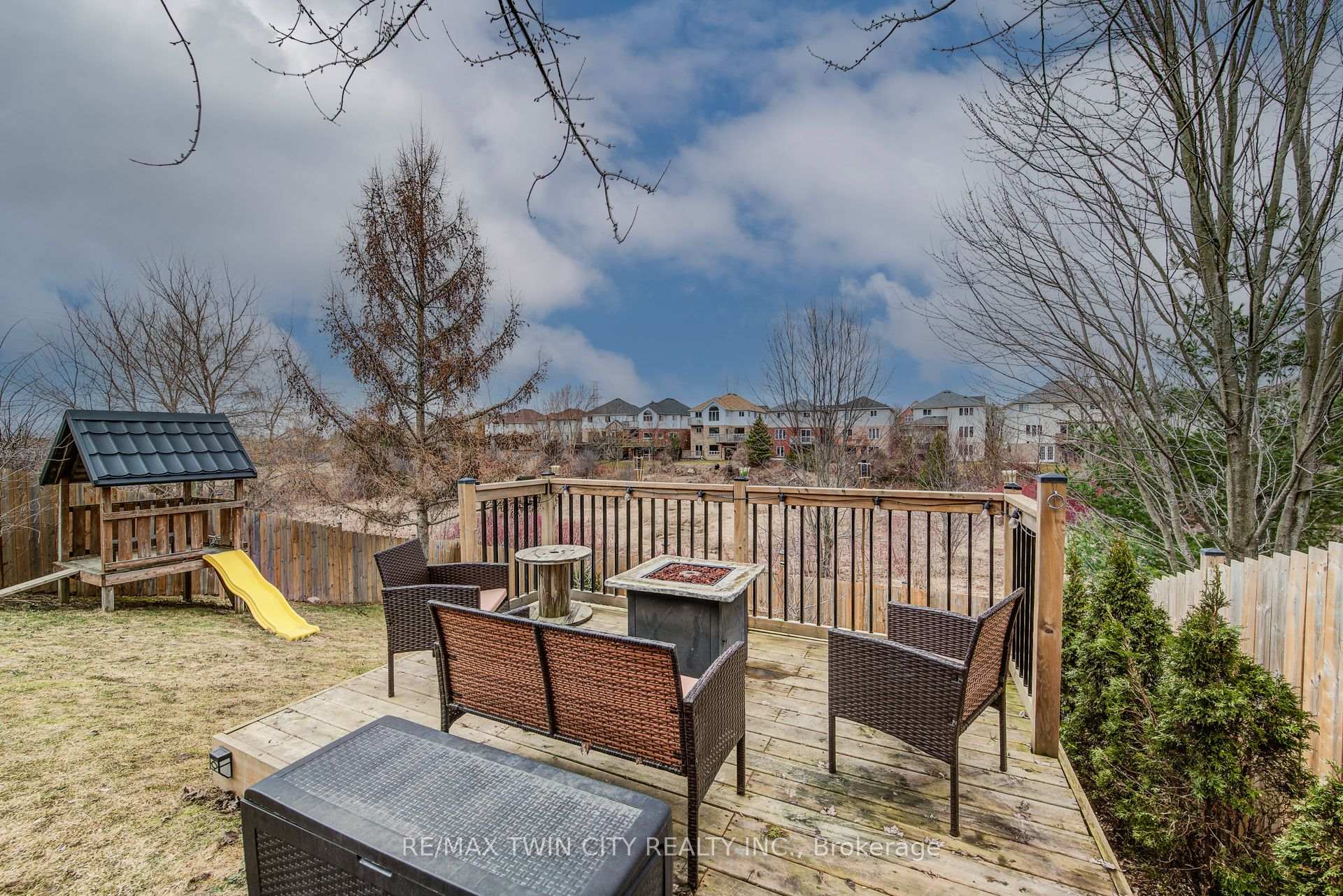 Photo 41 of 616 Frieburg Drive, Waterloo, Clair Hills — HOMEH
