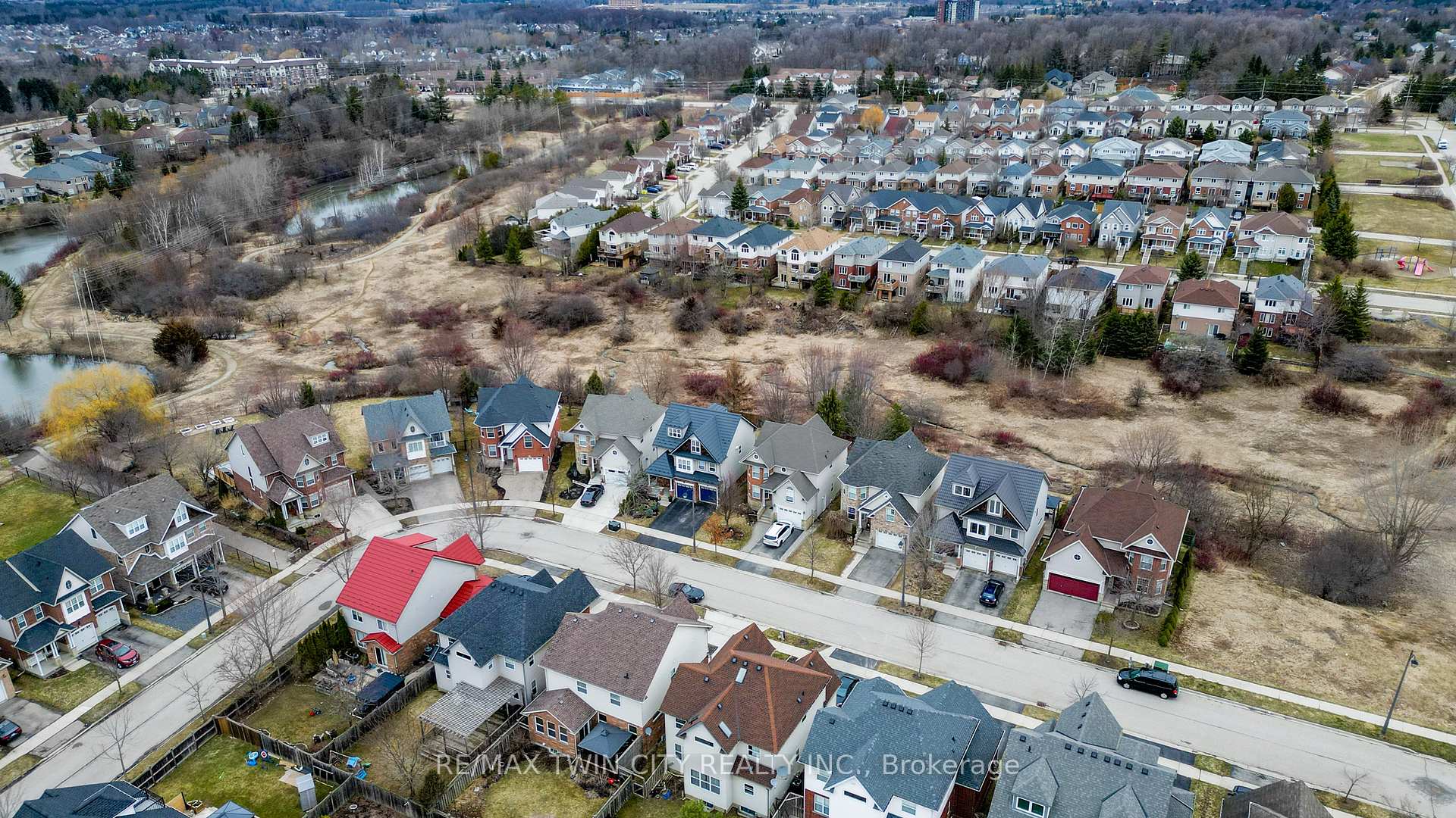 Photo 46 of 616 Frieburg Drive, Waterloo, Clair Hills — HOMEH