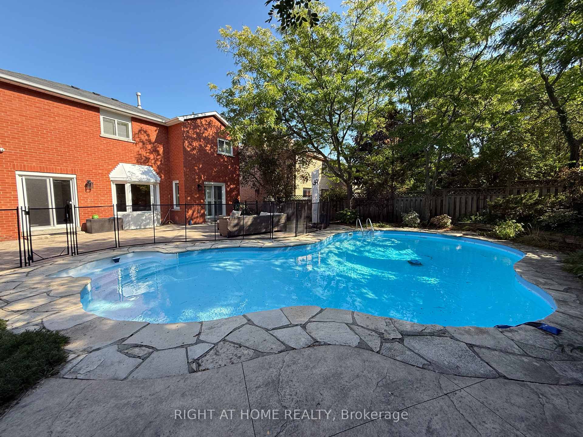 Photo 31 of 95 Kennett Drive, Whitby, Lynde Creek — HOMEH