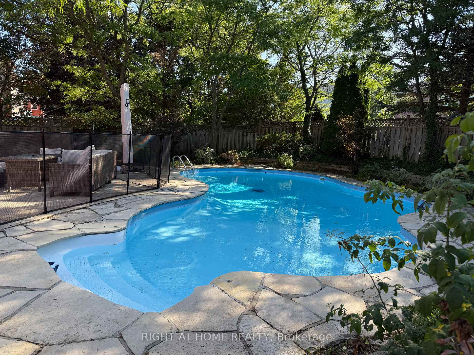 Photo 32 of 95 Kennett Drive, Whitby, Lynde Creek — HOMEH