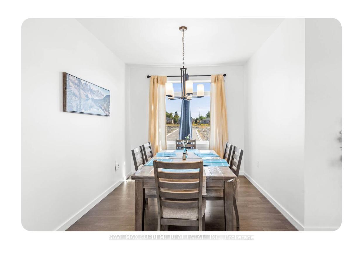 Photo 10 of 8 Summit Crescent, Belleville, Belleville Ward — HOMEH