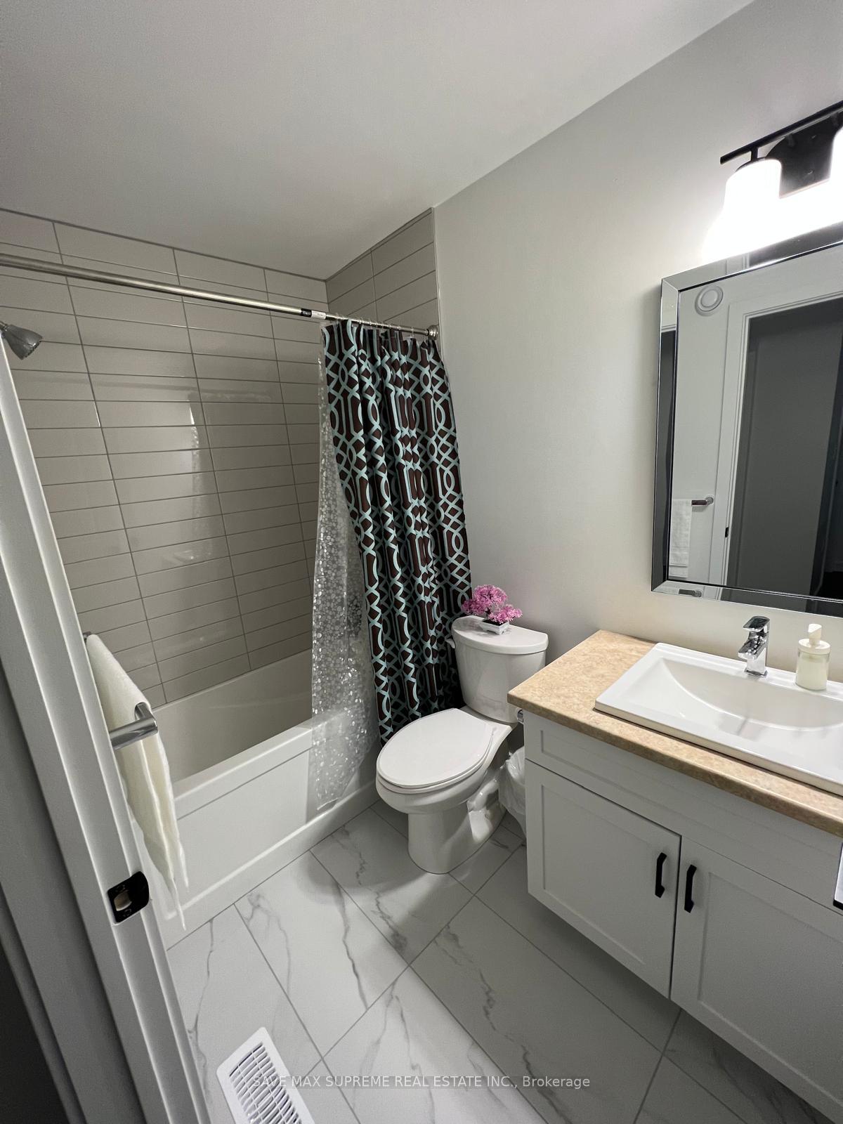 Photo 15 of 8 Summit Crescent, Belleville, Belleville Ward — HOMEH