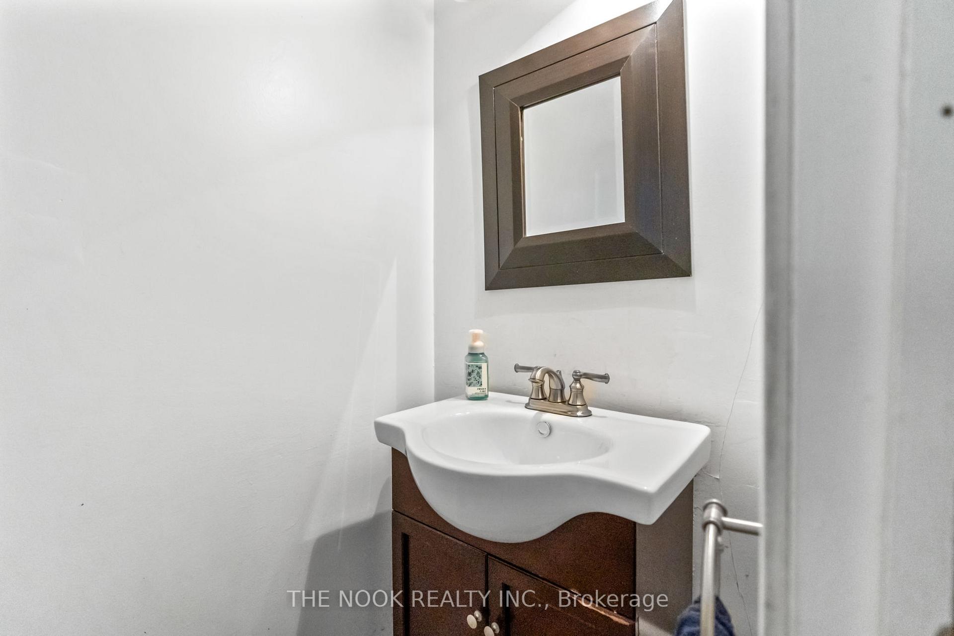 Photo 17 of 96 Kirby Crescent, Whitby, Blue Grass Meadows — HOMEH