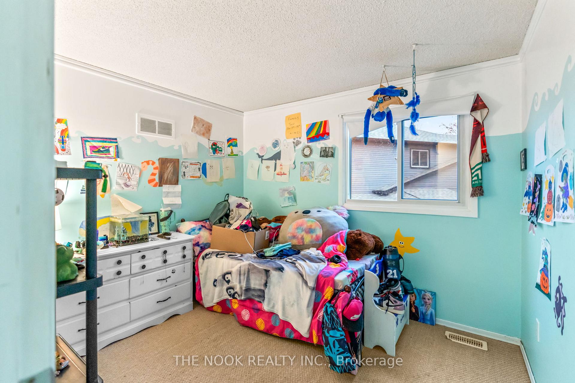 Photo 23 of 96 Kirby Crescent, Whitby, Blue Grass Meadows — HOMEH