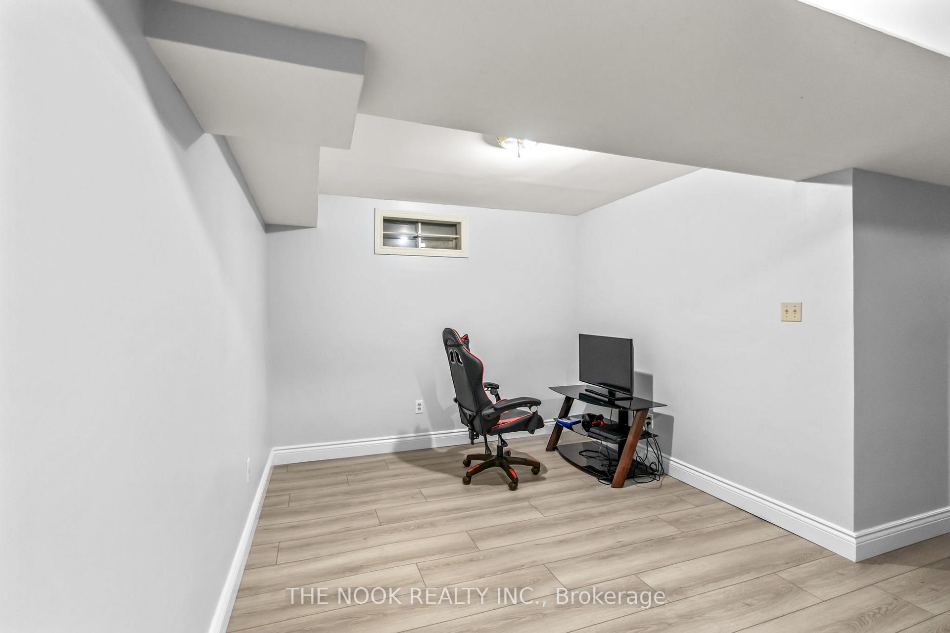 Photo 25 of 96 Kirby Crescent, Whitby, Blue Grass Meadows — HOMEH