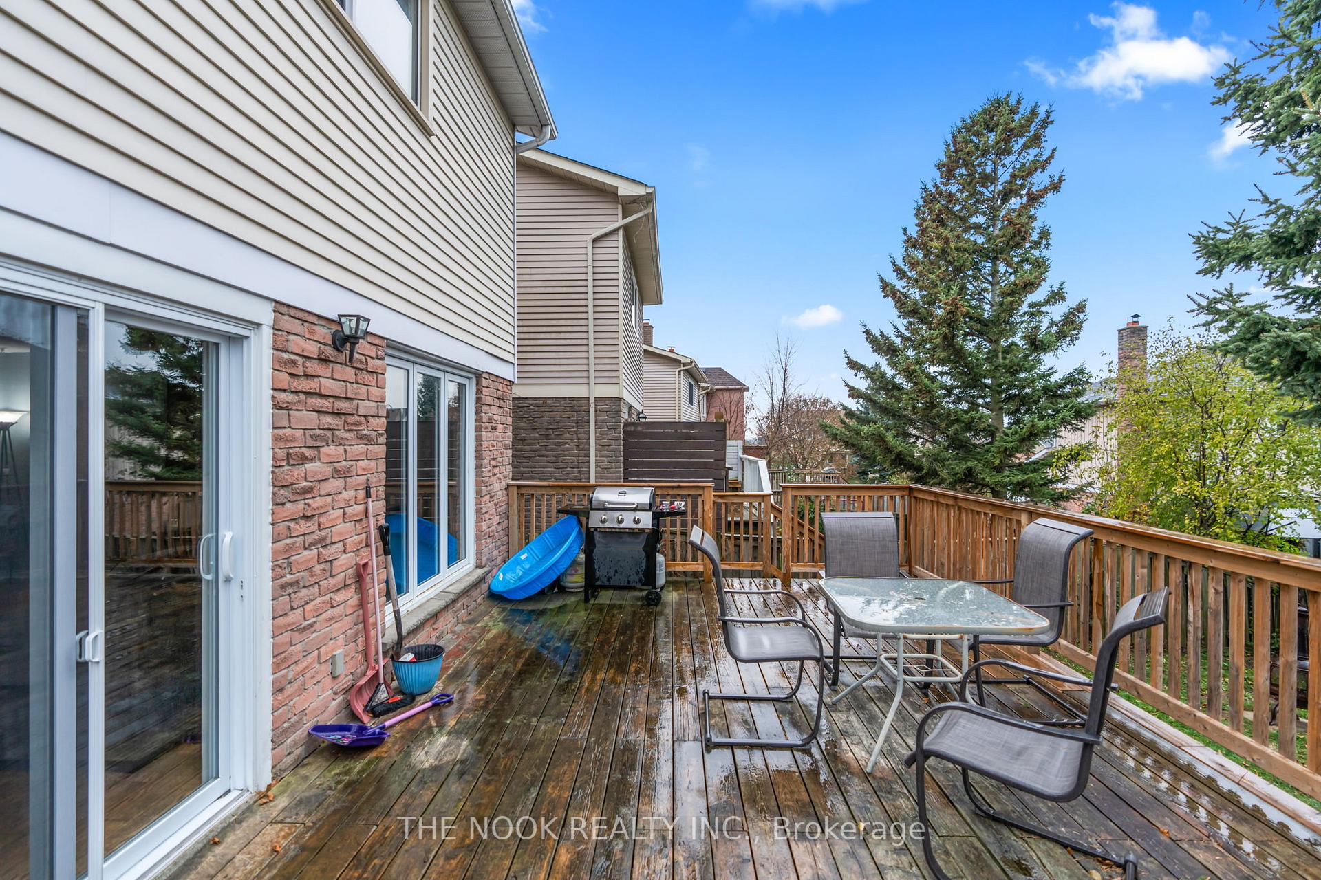 Photo 32 of 96 Kirby Crescent, Whitby, Blue Grass Meadows — HOMEH