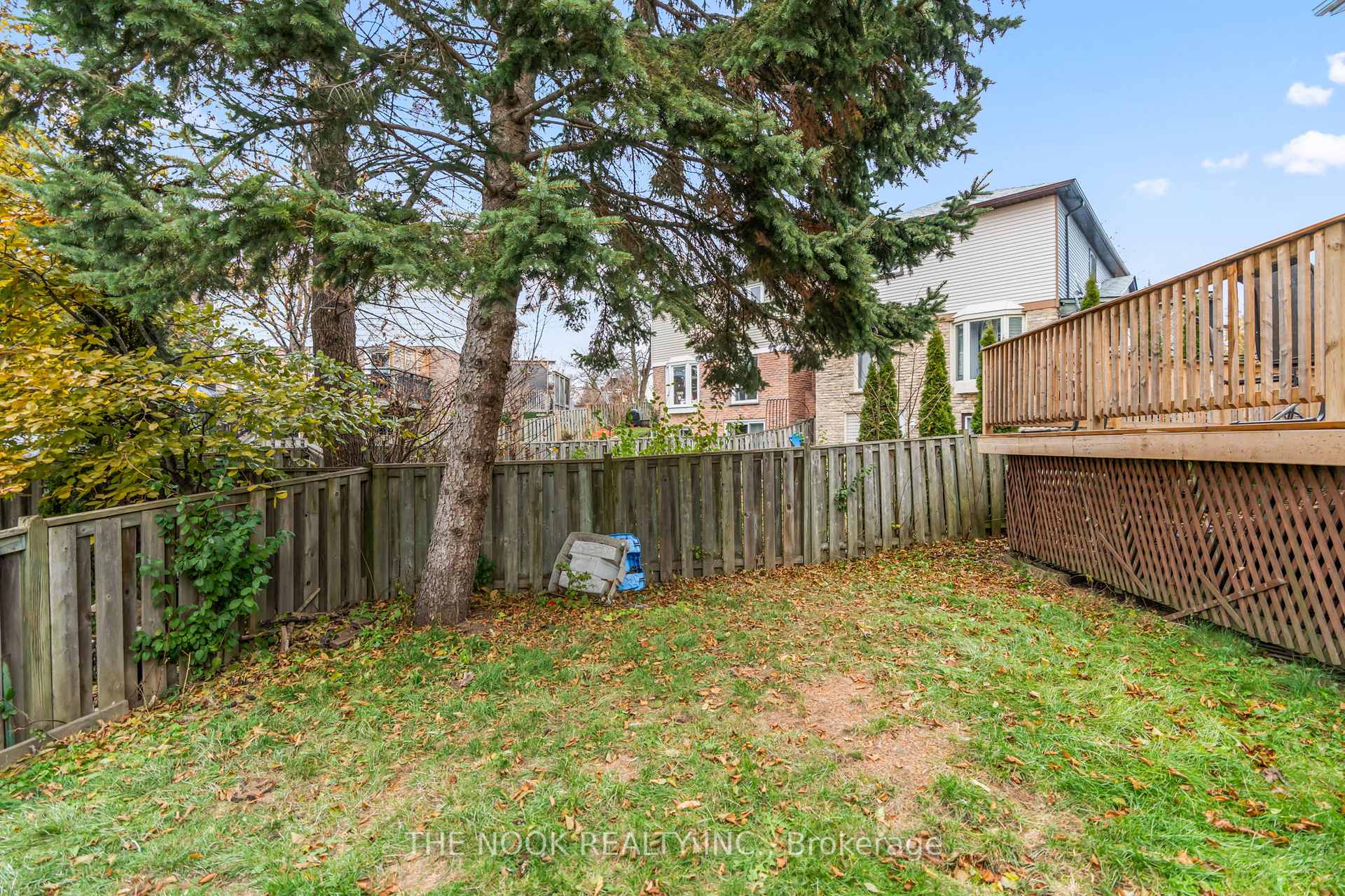 Photo 35 of 96 Kirby Crescent, Whitby, Blue Grass Meadows — HOMEH