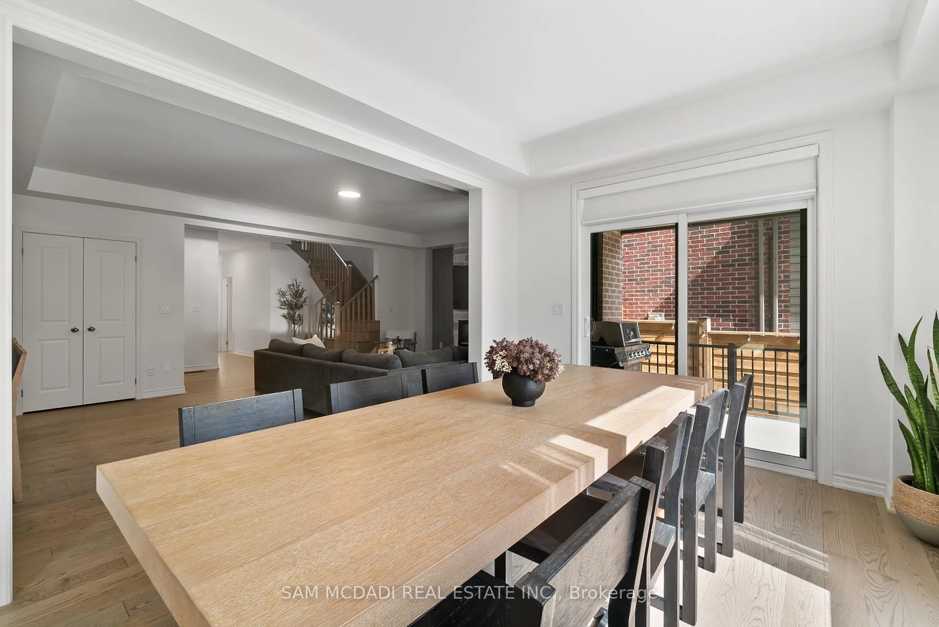 Photo 13 of 138 Factor Street, Vaughan, Kleinburg — HOMEH