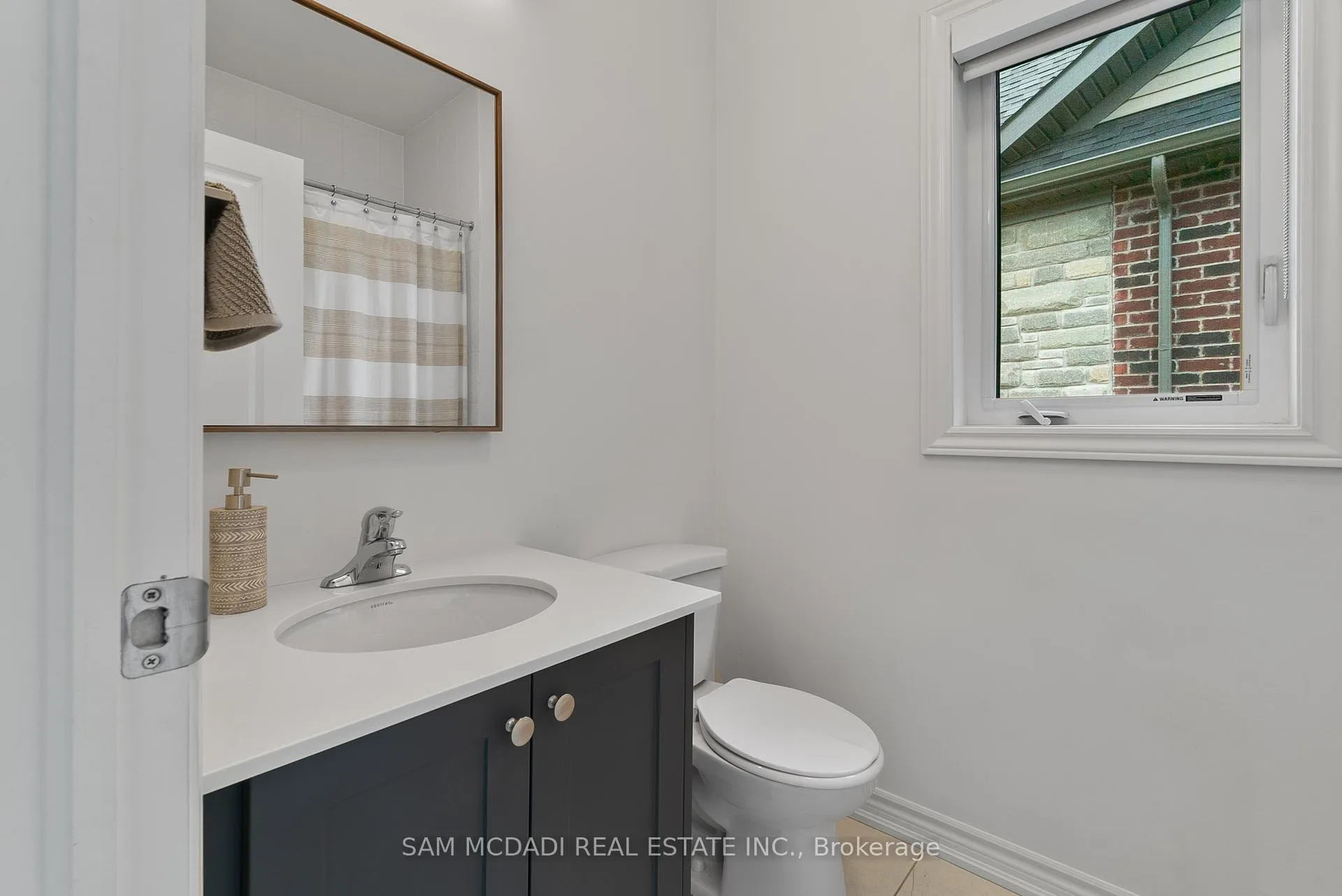 Photo 27 of 138 Factor Street, Vaughan, Kleinburg — HOMEH