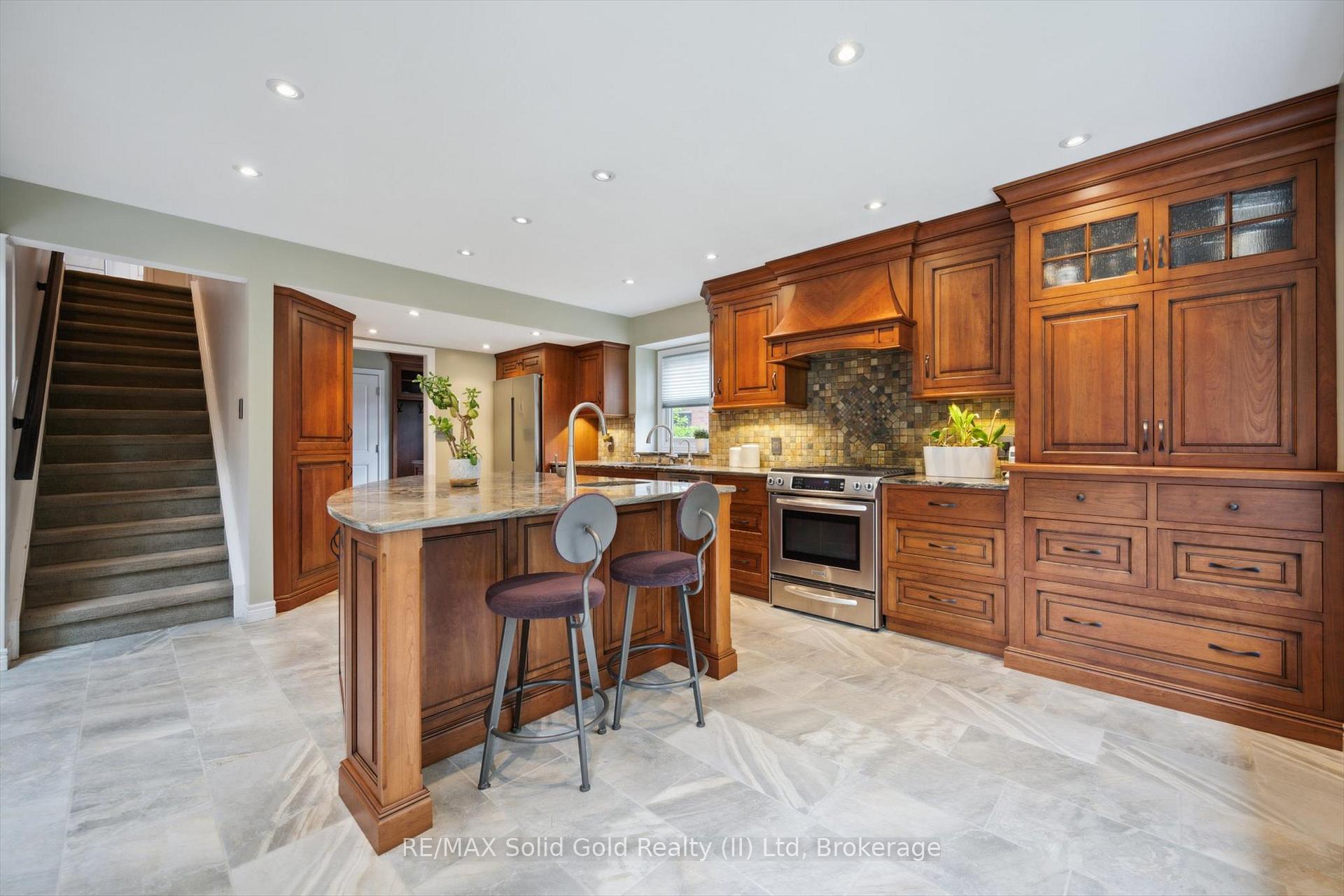Photo 17 of 439 Brentcliffe Drive, Waterloo — HOMEH