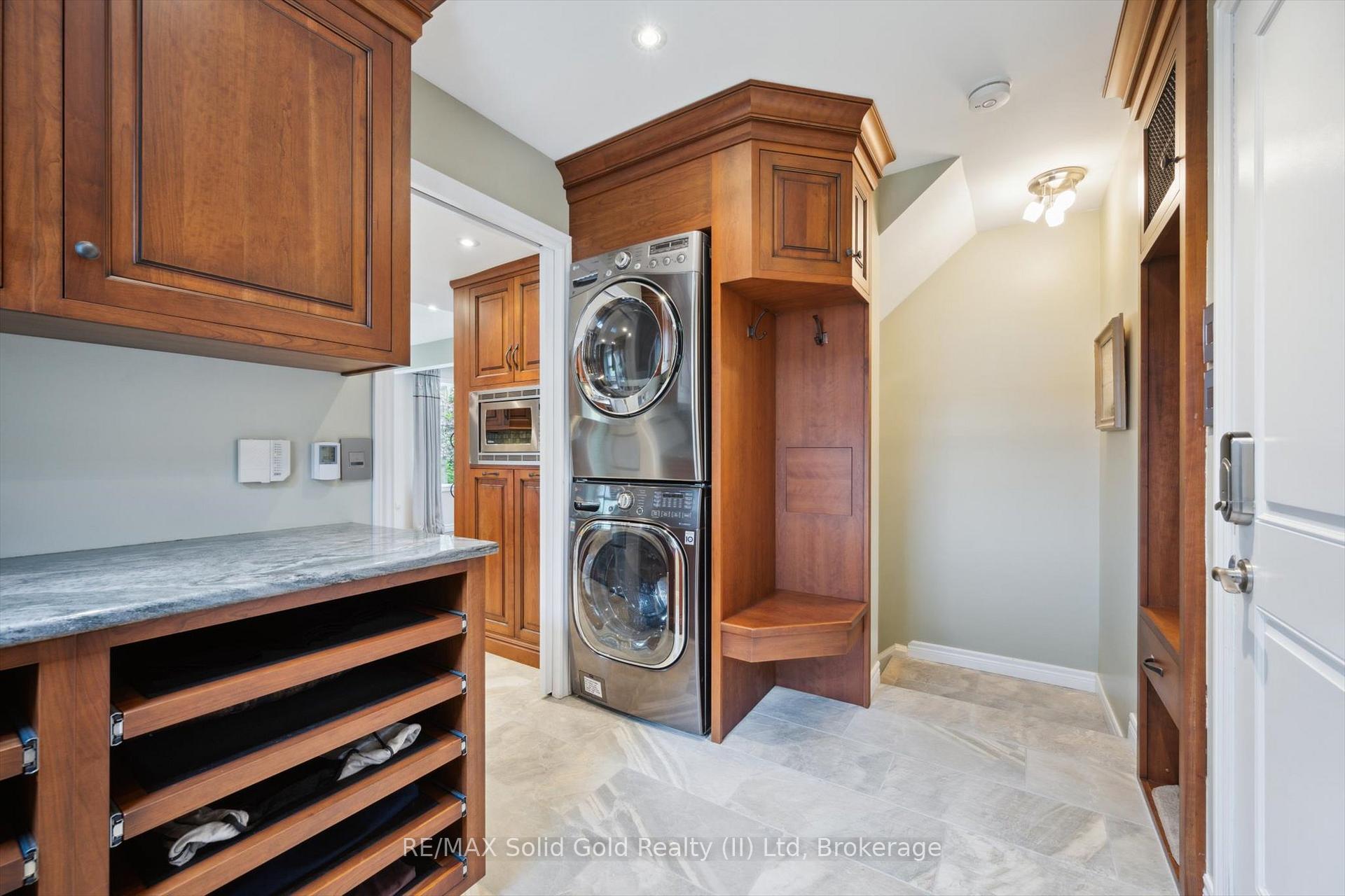 Photo 23 of 439 Brentcliffe Drive, Waterloo — HOMEH