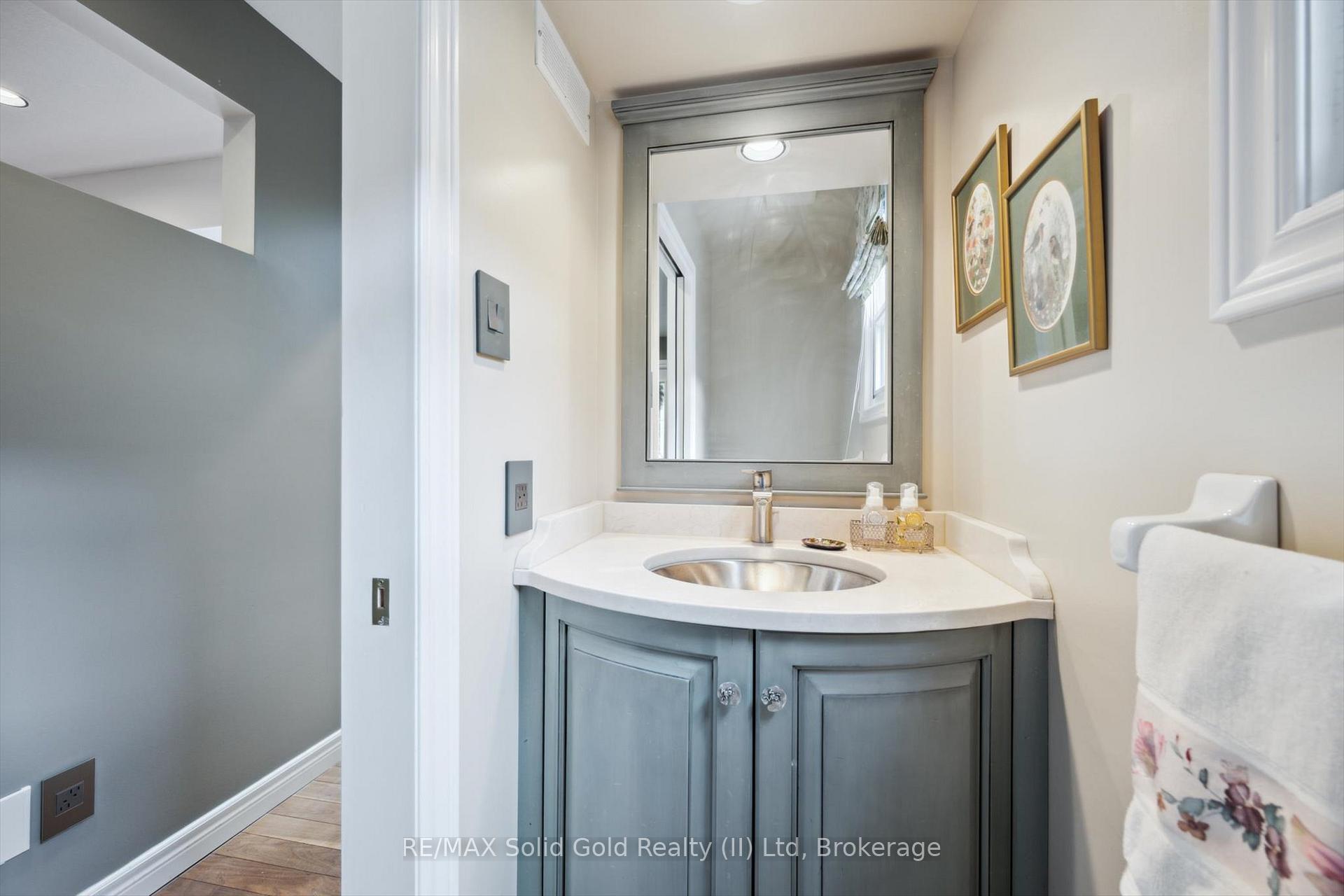 Photo 24 of 439 Brentcliffe Drive, Waterloo — HOMEH