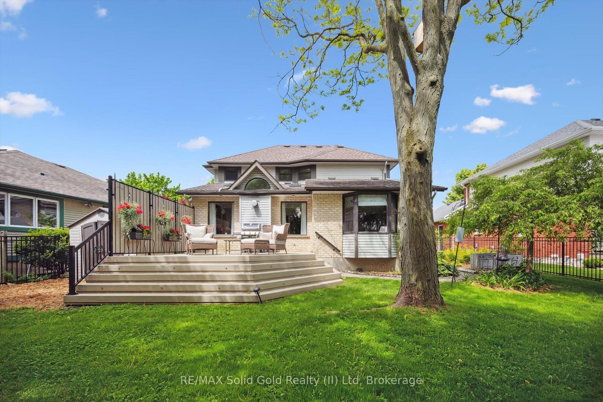 Photo 40 of 439 Brentcliffe Drive, Waterloo — HOMEH
