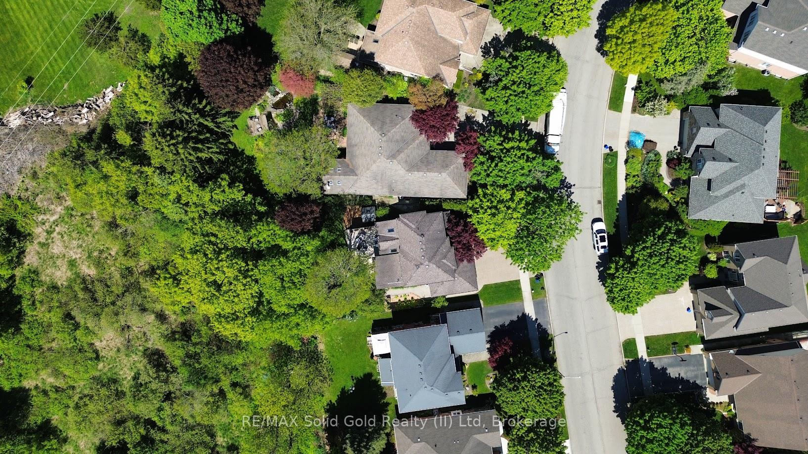 Photo 47 of 439 Brentcliffe Drive, Waterloo — HOMEH