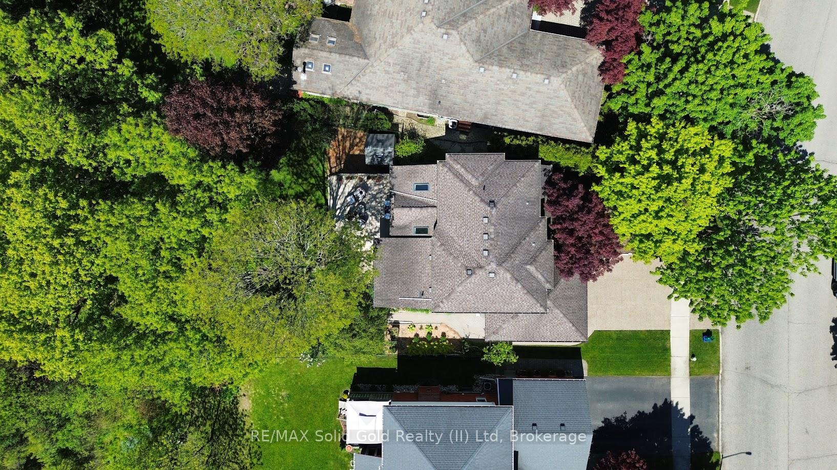 Photo 48 of 439 Brentcliffe Drive, Waterloo — HOMEH