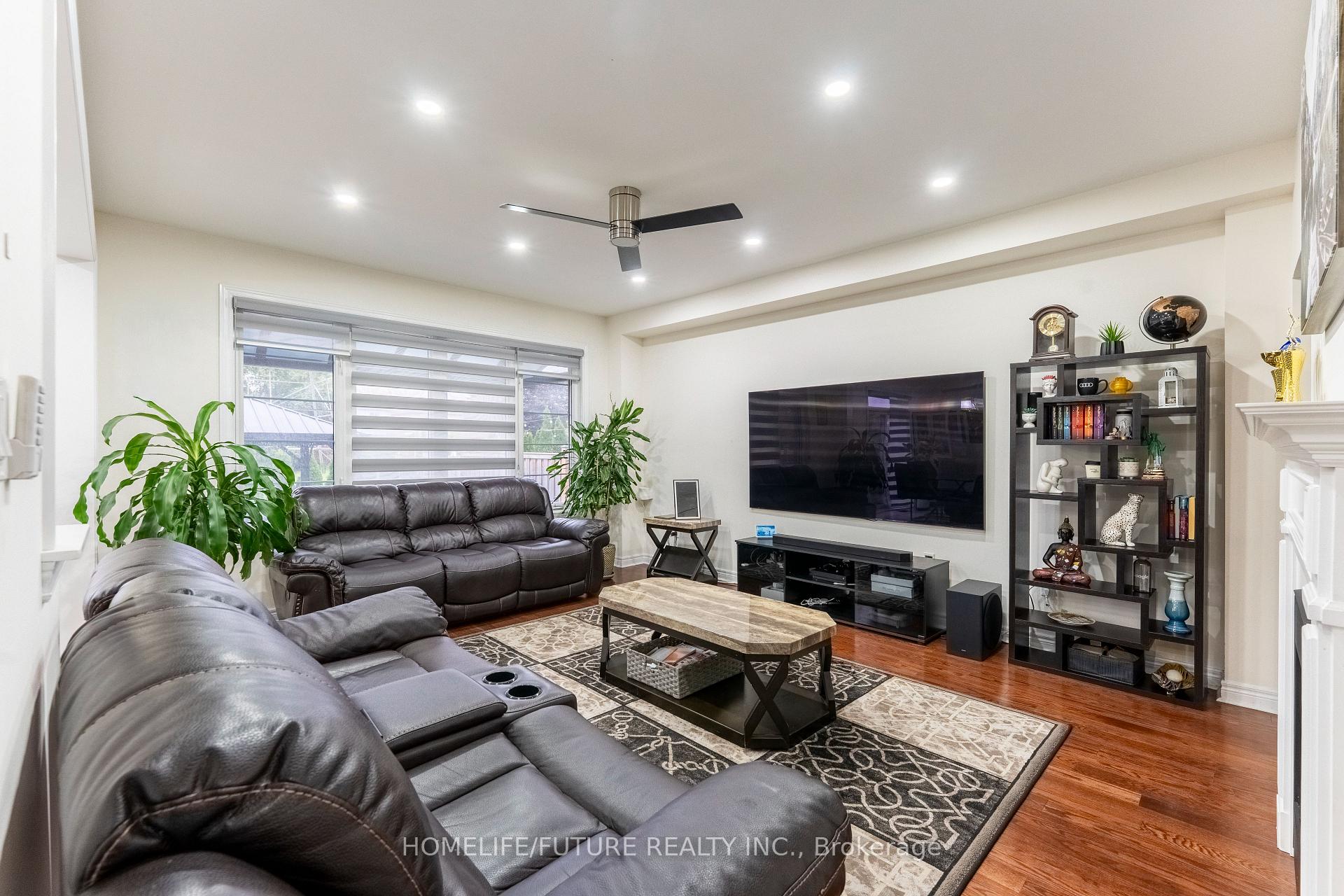 Photo 10 of 152 Braebrook Drive, Whitby, Rolling Acres — HOMEH