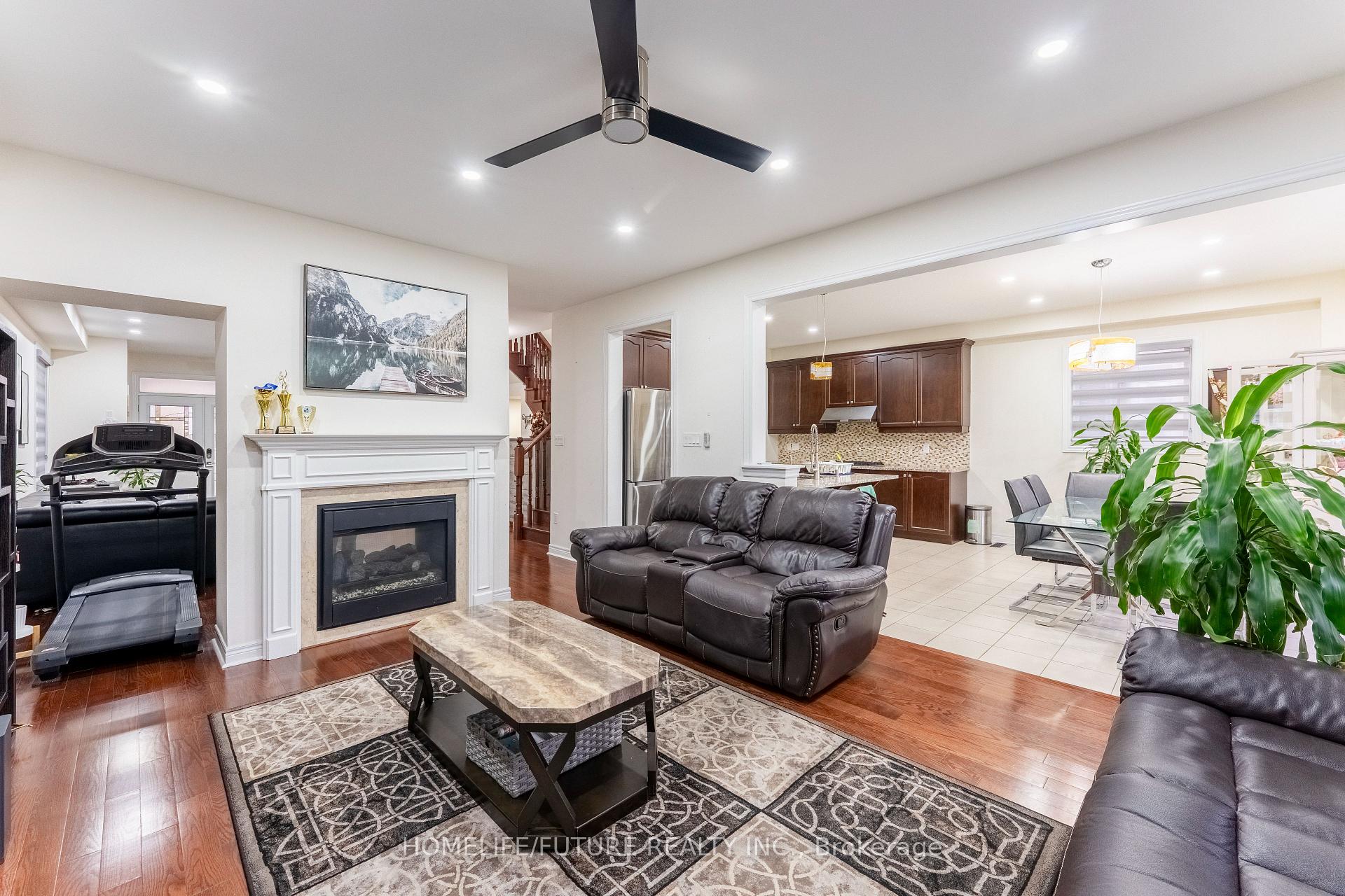 Photo 12 of 152 Braebrook Drive, Whitby, Rolling Acres — HOMEH