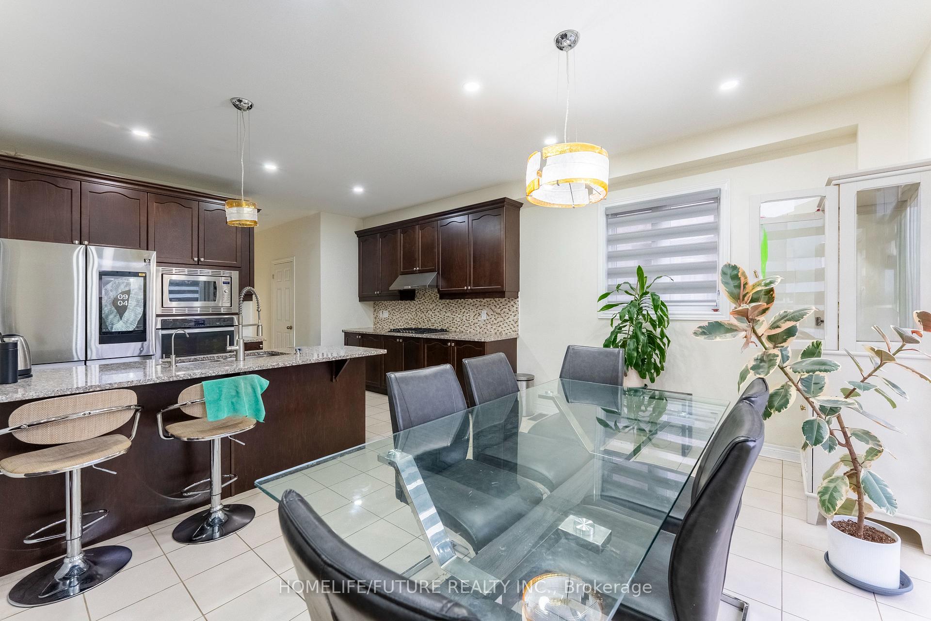 Photo 13 of 152 Braebrook Drive, Whitby, Rolling Acres — HOMEH