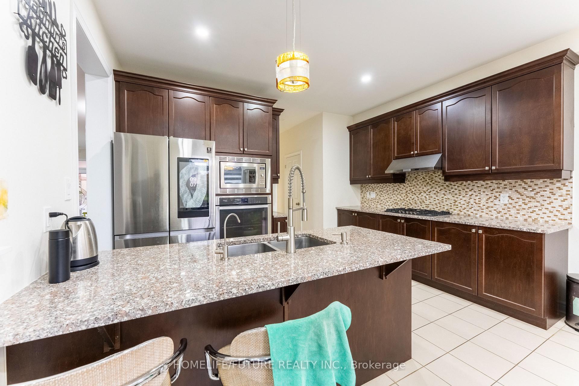 Photo 14 of 152 Braebrook Drive, Whitby, Rolling Acres — HOMEH