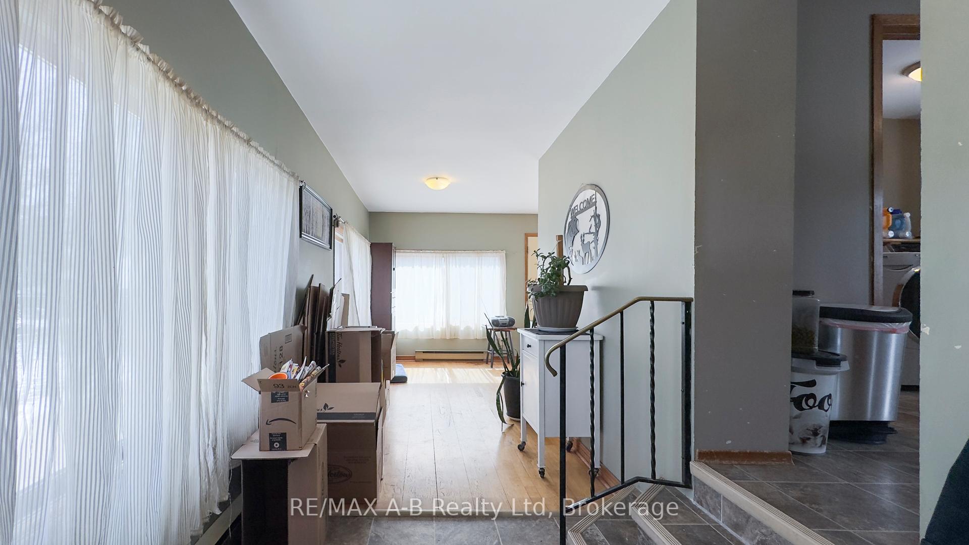 Photo 5 of 130 Quebec Street, West Perth, Mitchell — HOMEH