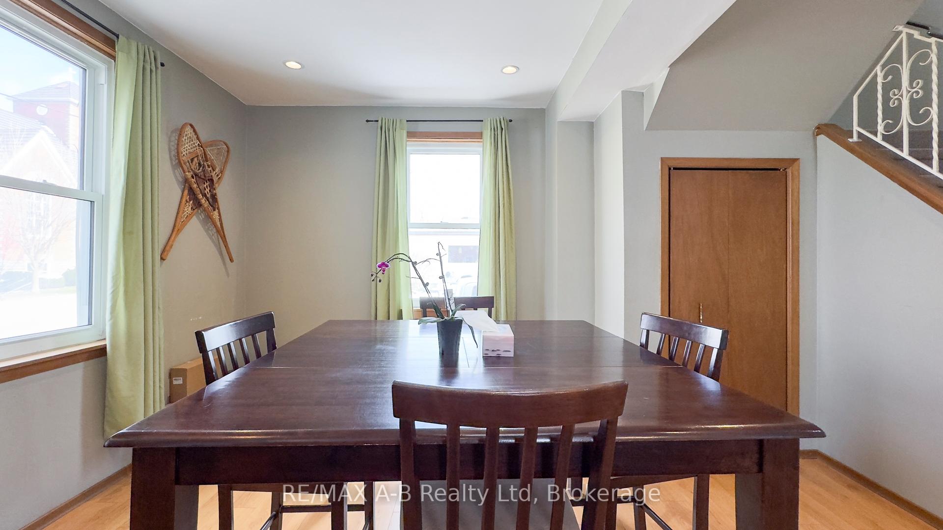 Photo 18 of 130 Quebec Street, West Perth, Mitchell — HOMEH