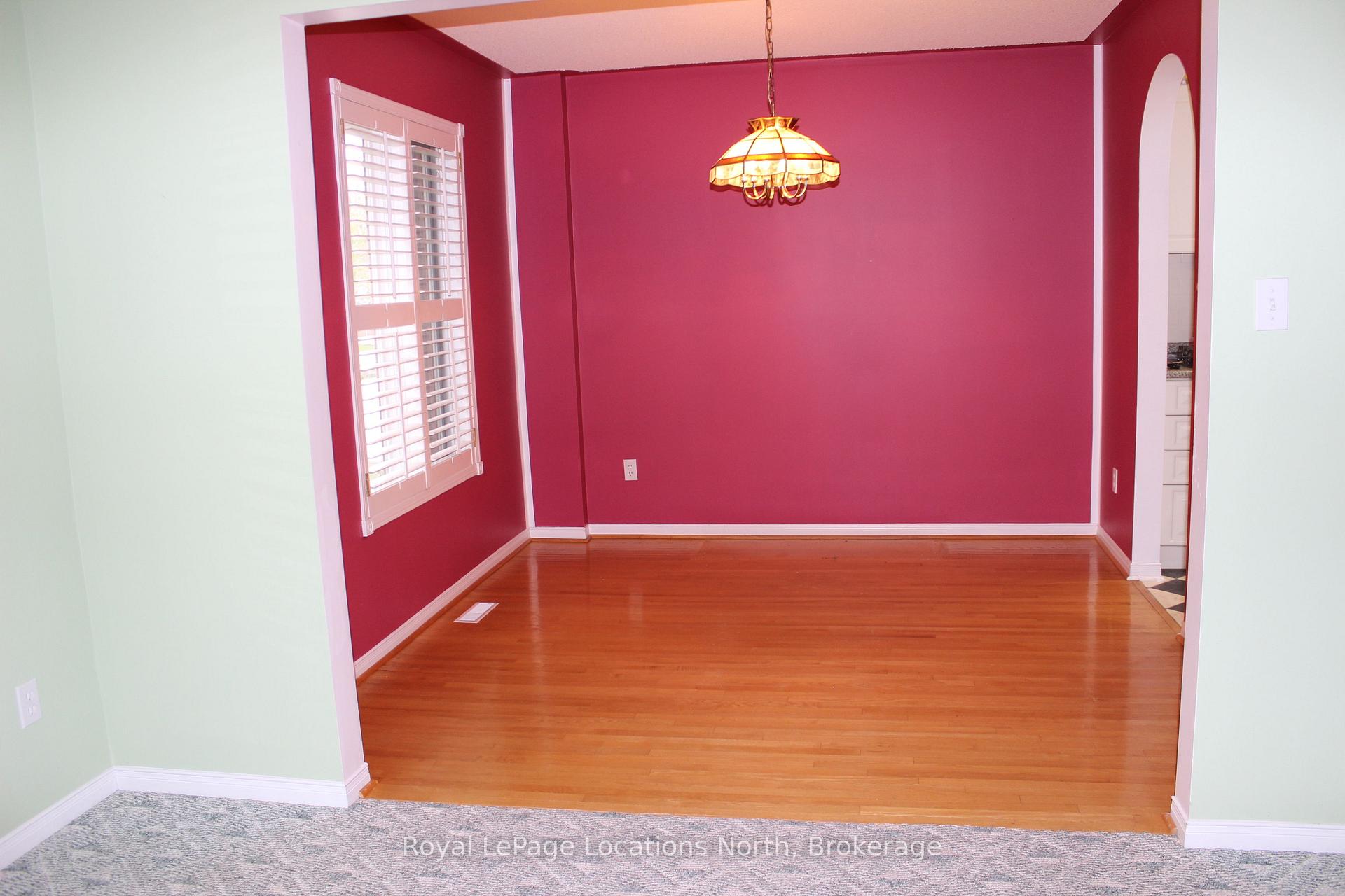 Photo 11 of 21 Langevin Drive, Wasaga Beach — HOMEH