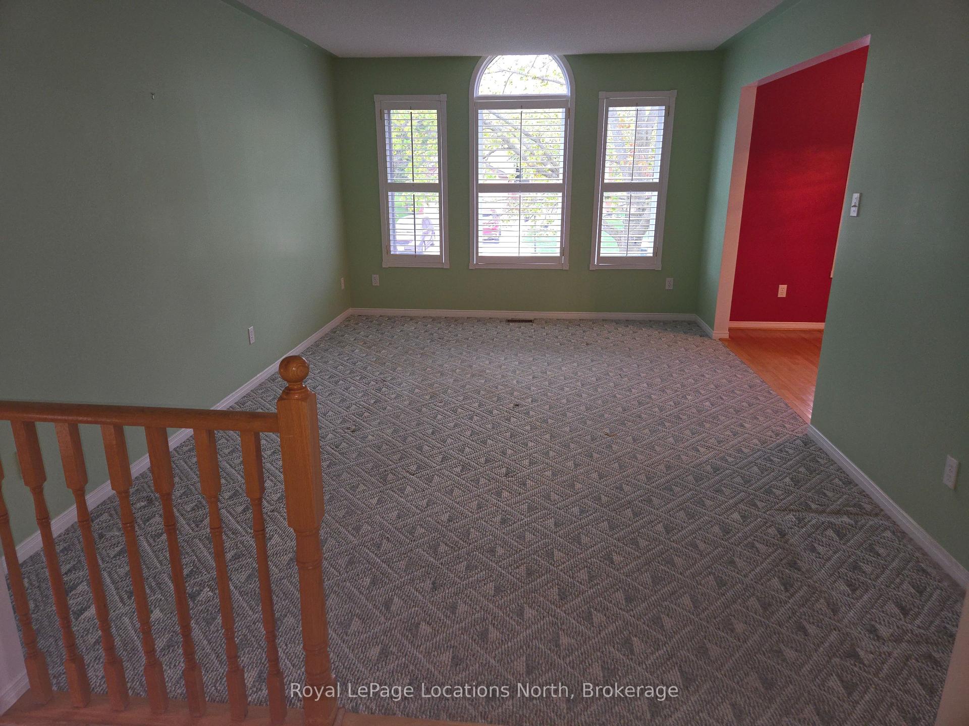 Photo 24 of 21 Langevin Drive, Wasaga Beach — HOMEH
