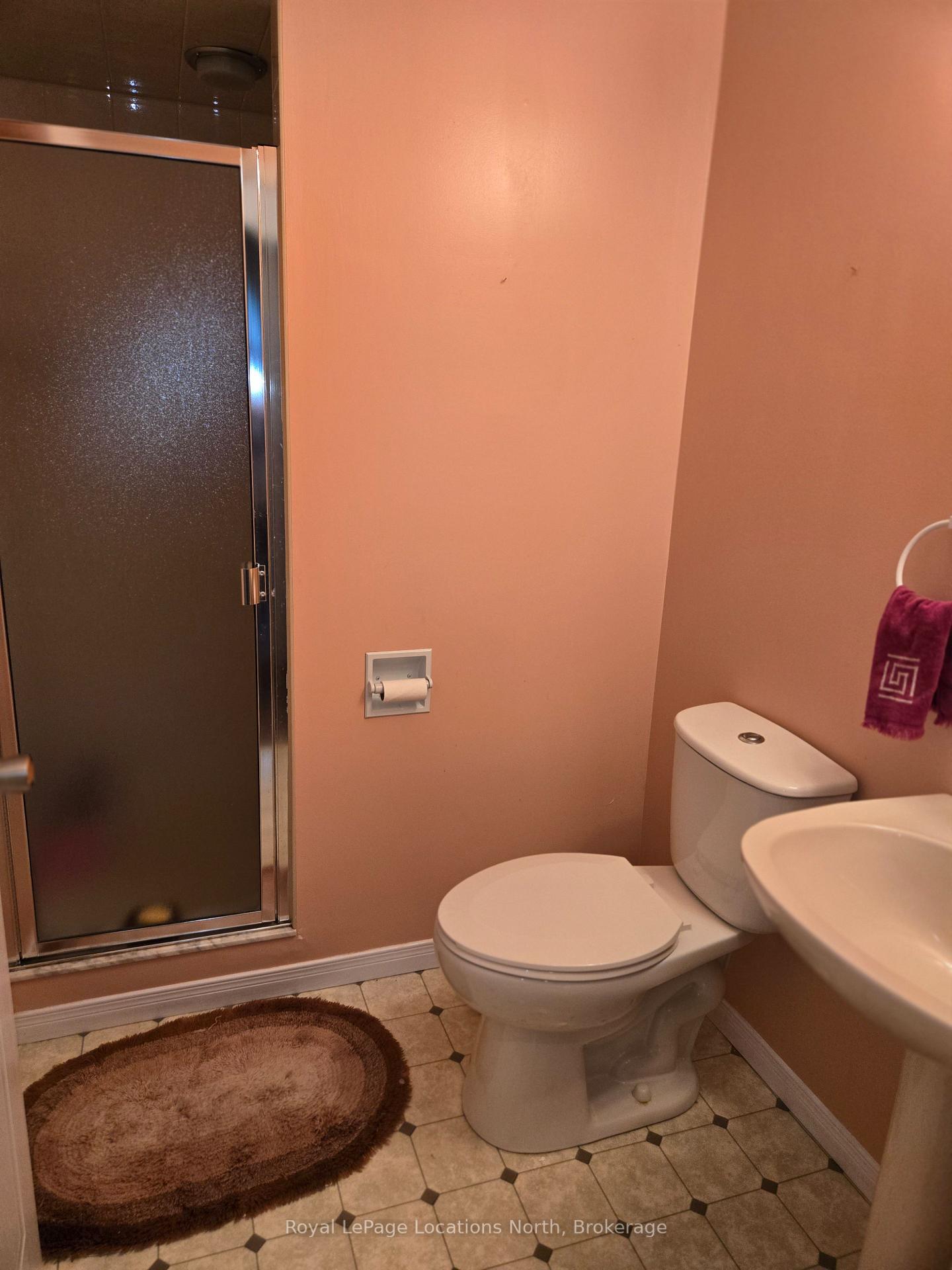 Photo 32 of 21 Langevin Drive, Wasaga Beach — HOMEH