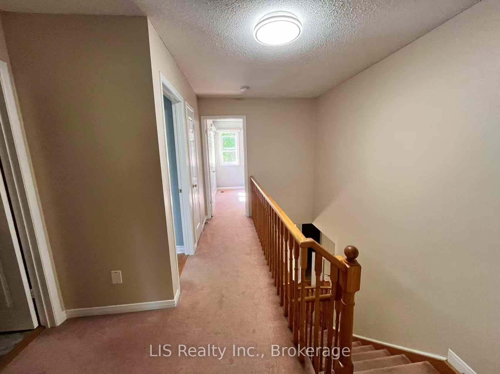 Photo 12 of 16 Murdock Avenue, Aurora, Aurora Heights — HOMEH