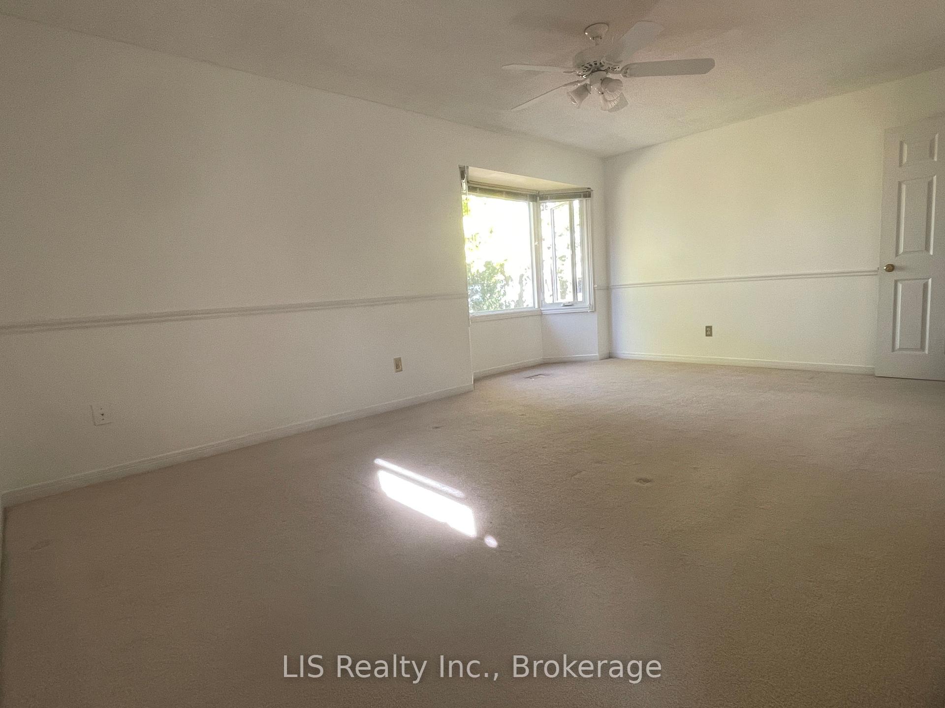 Photo 16 of 16 Murdock Avenue, Aurora, Aurora Heights — HOMEH