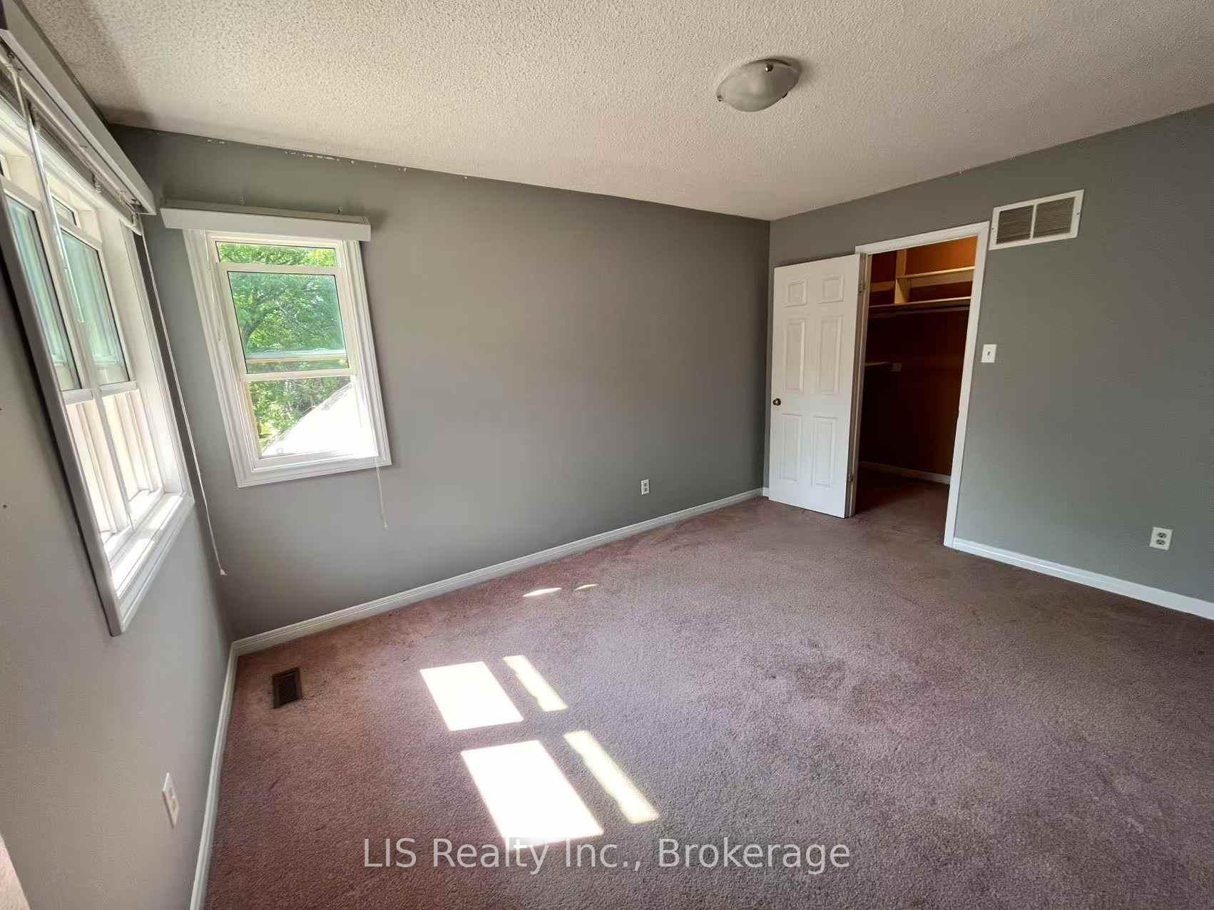 Photo 25 of 16 Murdock Avenue, Aurora, Aurora Heights — HOMEH