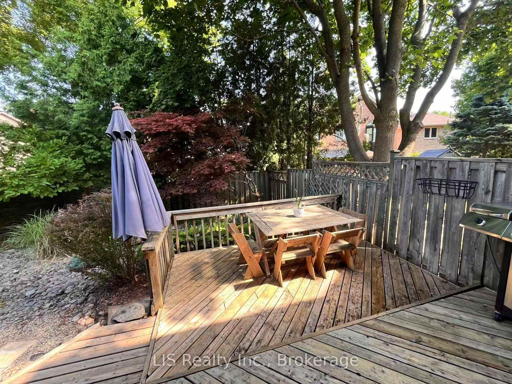 Photo 24 of 16 Murdock Avenue, Aurora, Aurora Heights — HOMEH