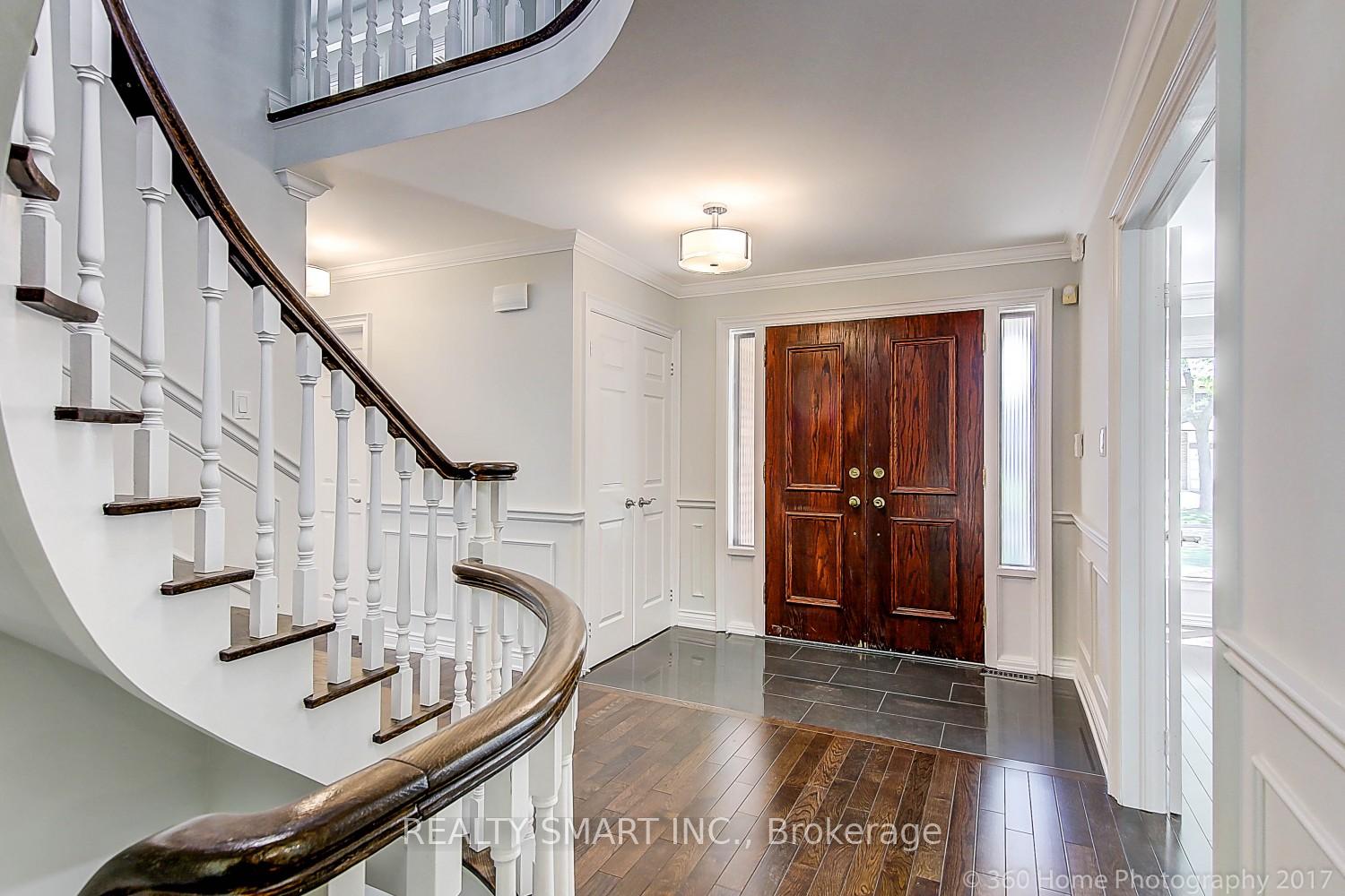 Photo 2 of Unit Upper, 54 Cherry Hills Road, Vaughan, Glen Shields — HOMEH
