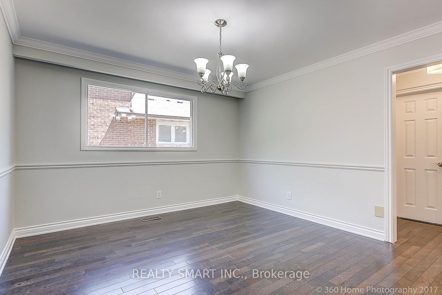 Photo 5 of Unit Upper, 54 Cherry Hills Road, Vaughan, Glen Shields — HOMEH