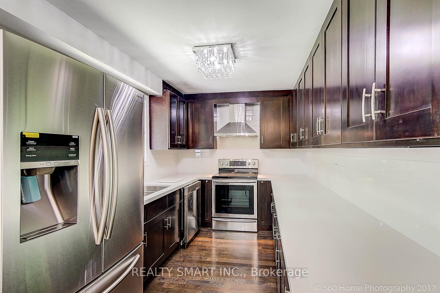 Photo 11 of Unit Upper, 54 Cherry Hills Road, Vaughan, Glen Shields — HOMEH