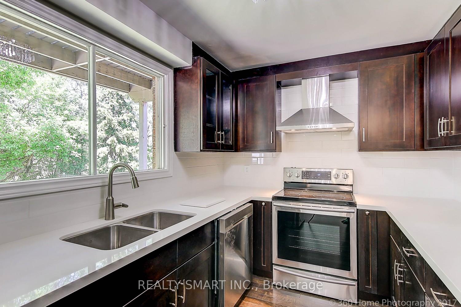 Photo 13 of Unit Upper, 54 Cherry Hills Road, Vaughan, Glen Shields — HOMEH