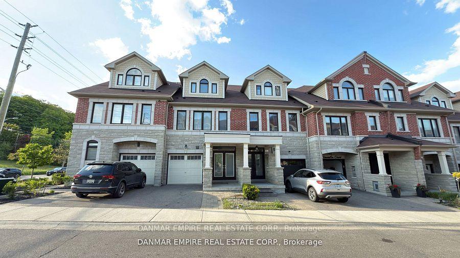 Front of 6 Hiawatha Court