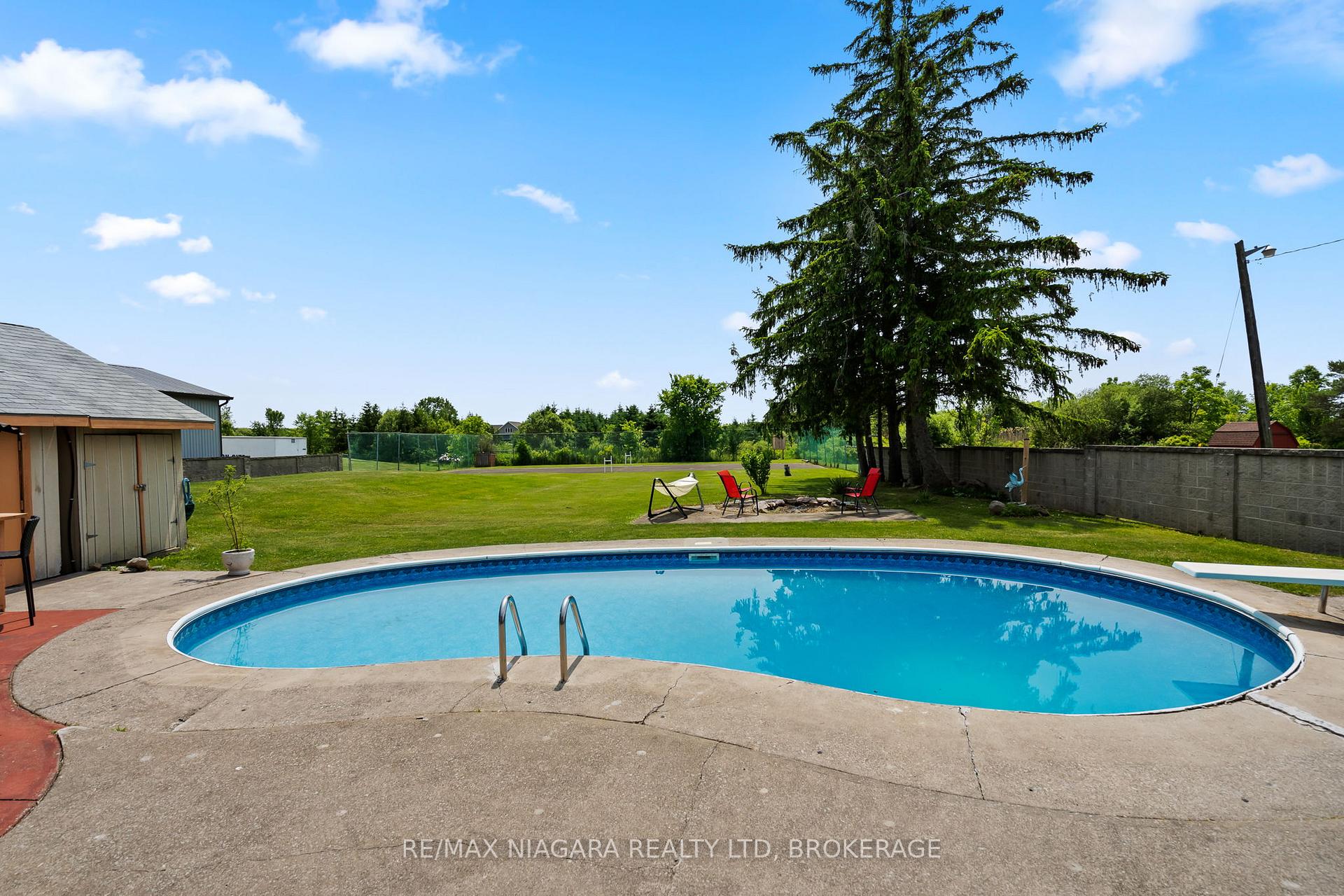 Photo 5 of 415 Lyons Creek Road, Welland, Cooks Mills — HOMEH