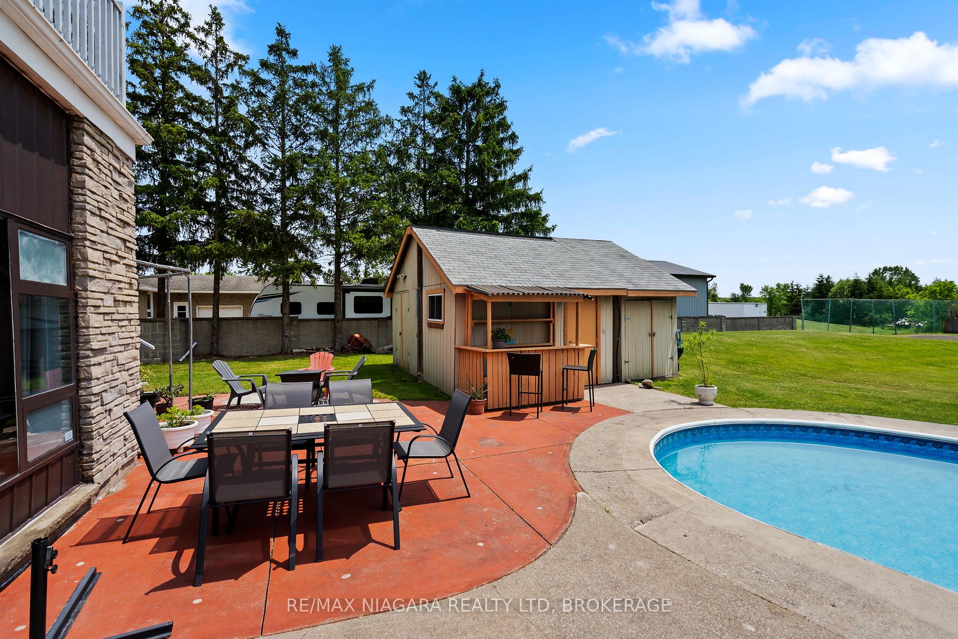 Photo 6 of 415 Lyons Creek Road, Welland, Cooks Mills — HOMEH