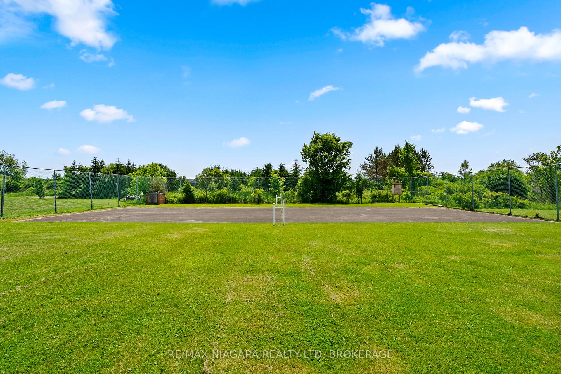 Photo 9 of 415 Lyons Creek Road, Welland, Cooks Mills — HOMEH