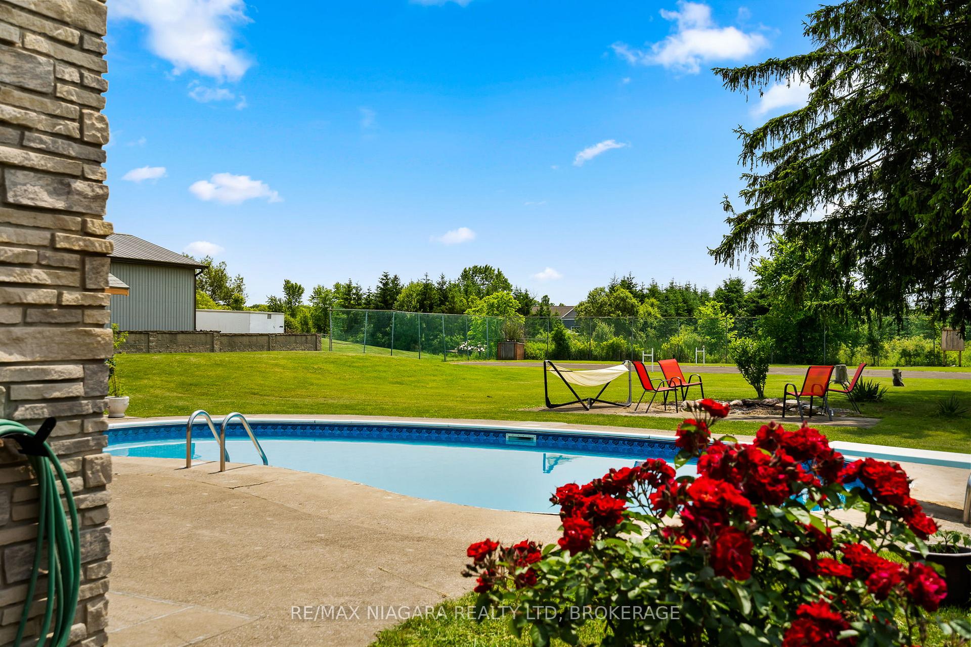 Photo 15 of 415 Lyons Creek Road, Welland, Cooks Mills — HOMEH