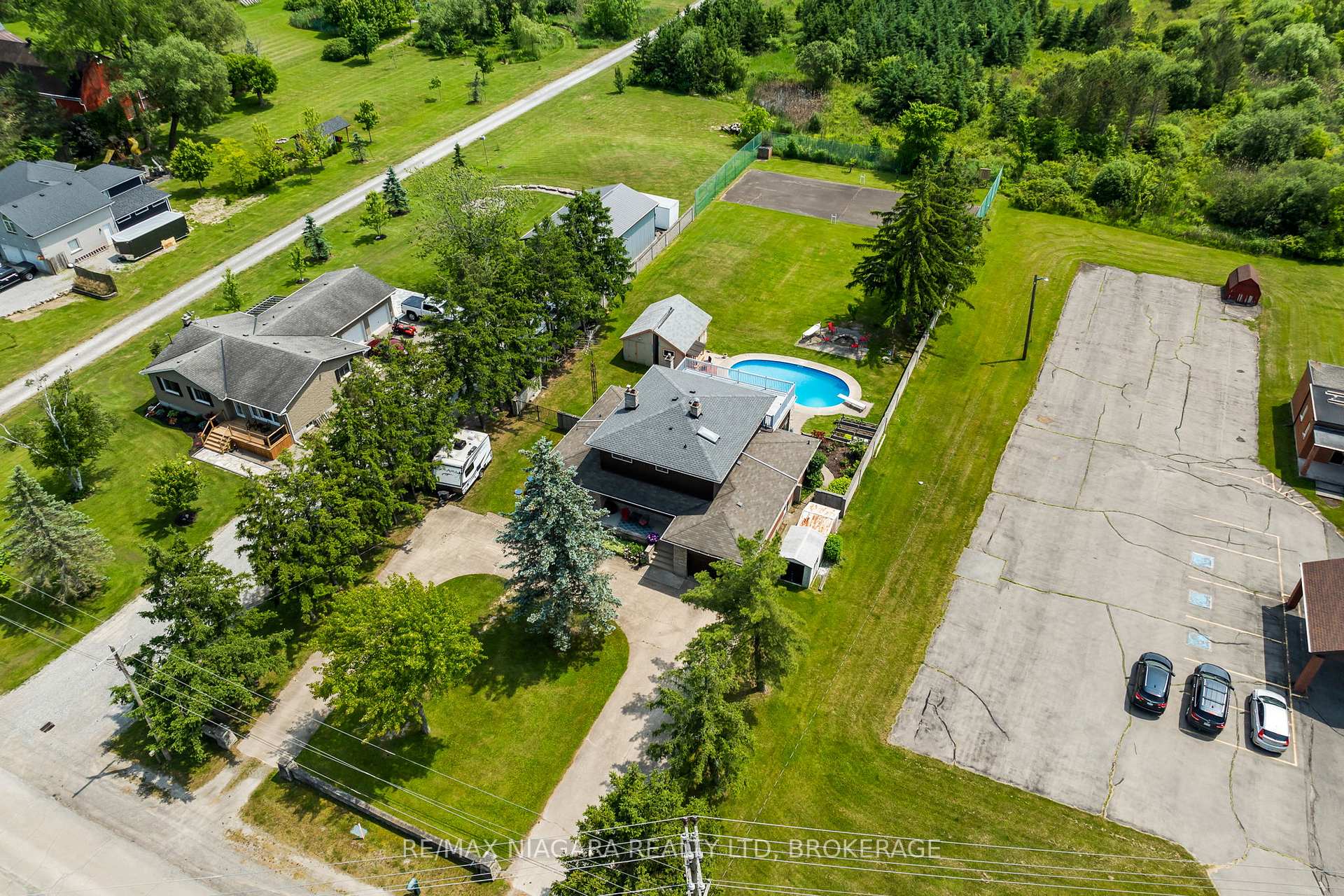 Photo 46 of 415 Lyons Creek Road, Welland, Cooks Mills — HOMEH
