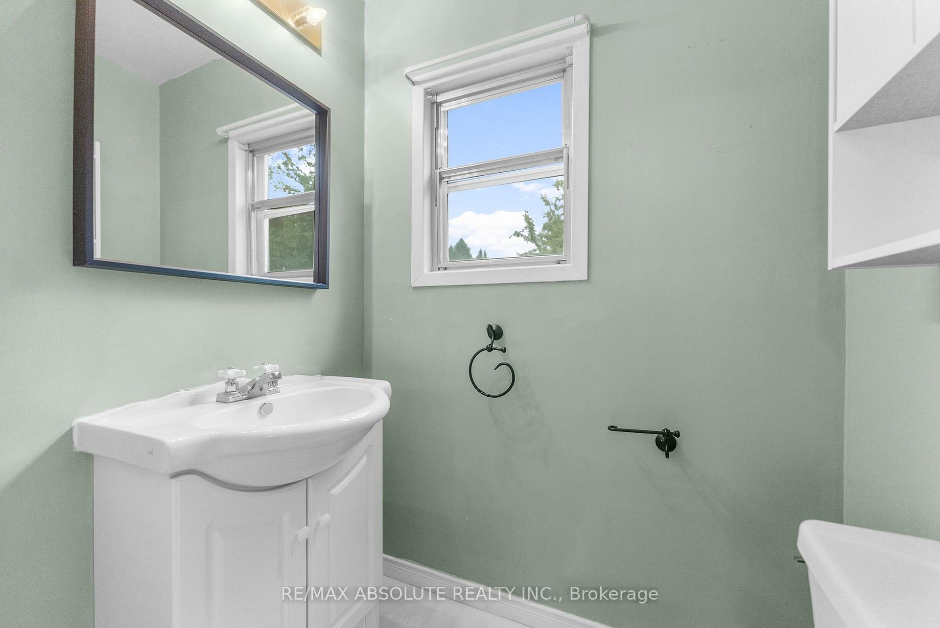 Photo 16 of 106 Edey Street, Arnprior — HOMEH