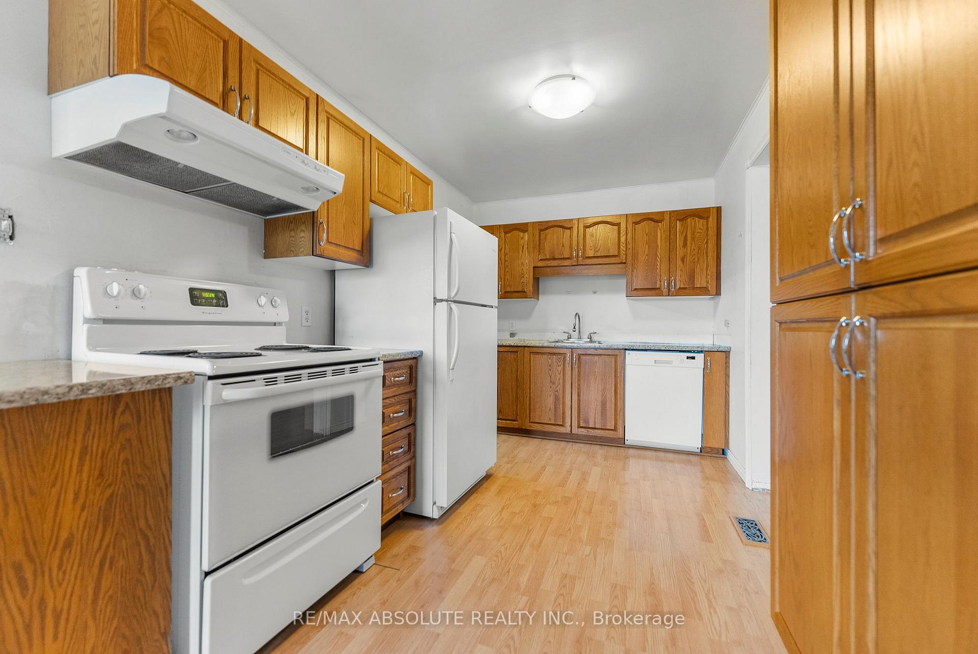 Photo 15 of 106 Edey Street, Arnprior — HOMEH