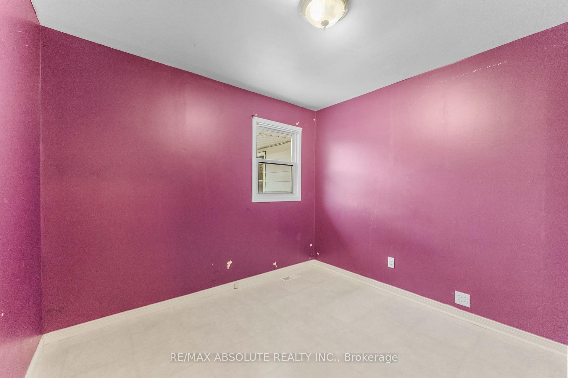 Photo 20 of 106 Edey Street, Arnprior — HOMEH