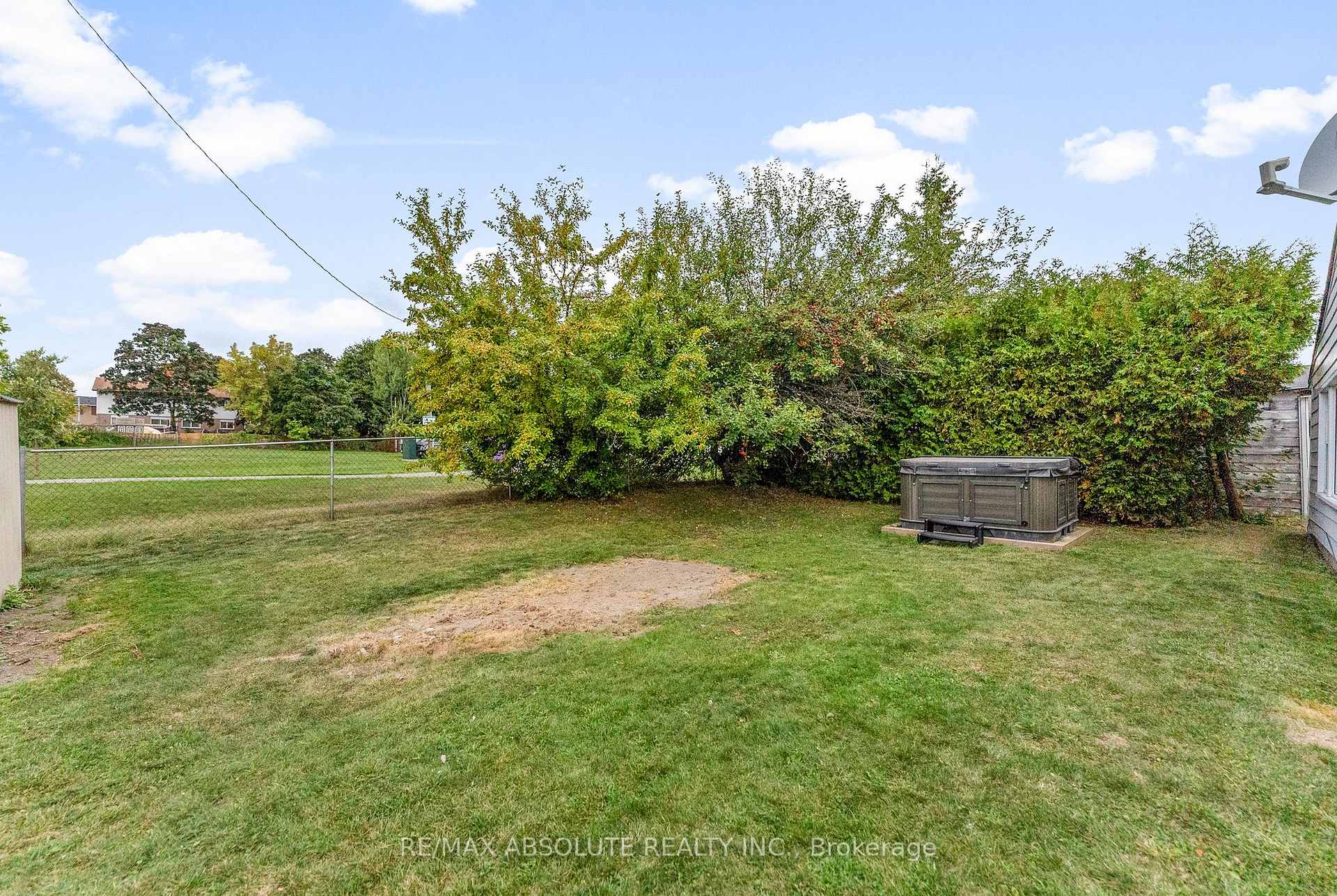 Photo 29 of 106 Edey Street, Arnprior — HOMEH