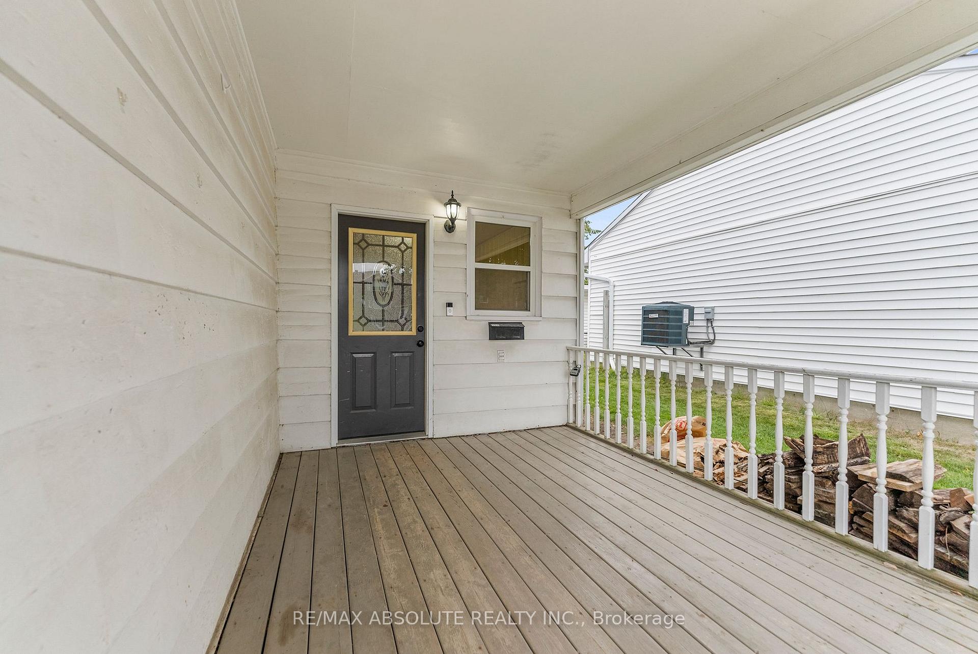 Photo 33 of 106 Edey Street, Arnprior — HOMEH