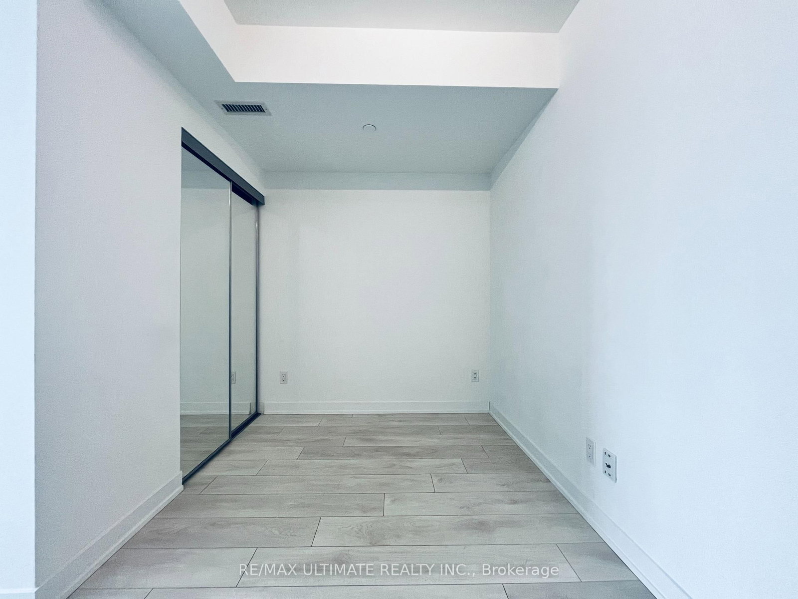 Photo 8 of Unit 4004, 501 Yonge St, Toronto, Church-Yonge Corridor — HOMEH