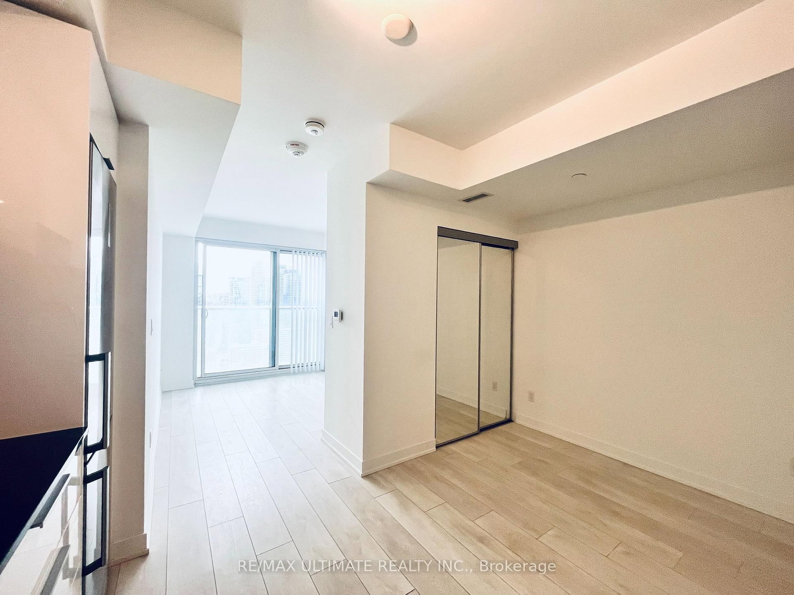 Photo 7 of Unit 4004, 501 Yonge St, Toronto, Church-Yonge Corridor — HOMEH
