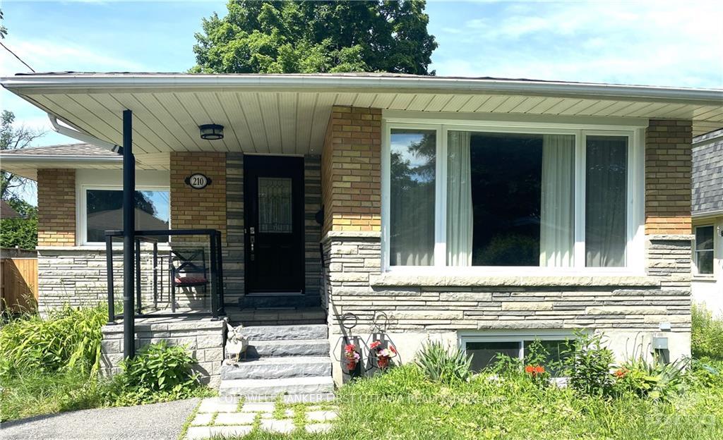 Photo 1 of 210 Harcourt Avenue, Ottawa, Woodroffe — HOMEH